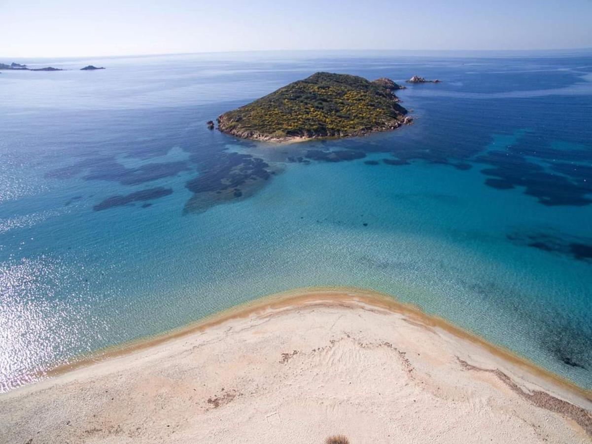 Вилла La Porta Blu Теулада Экстерьер фото